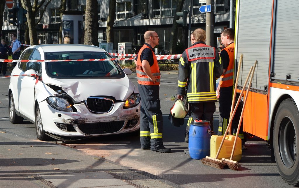 VU Koeln Ehrenfeld Vogelsangerstr Melatenguertel P6071.JPG